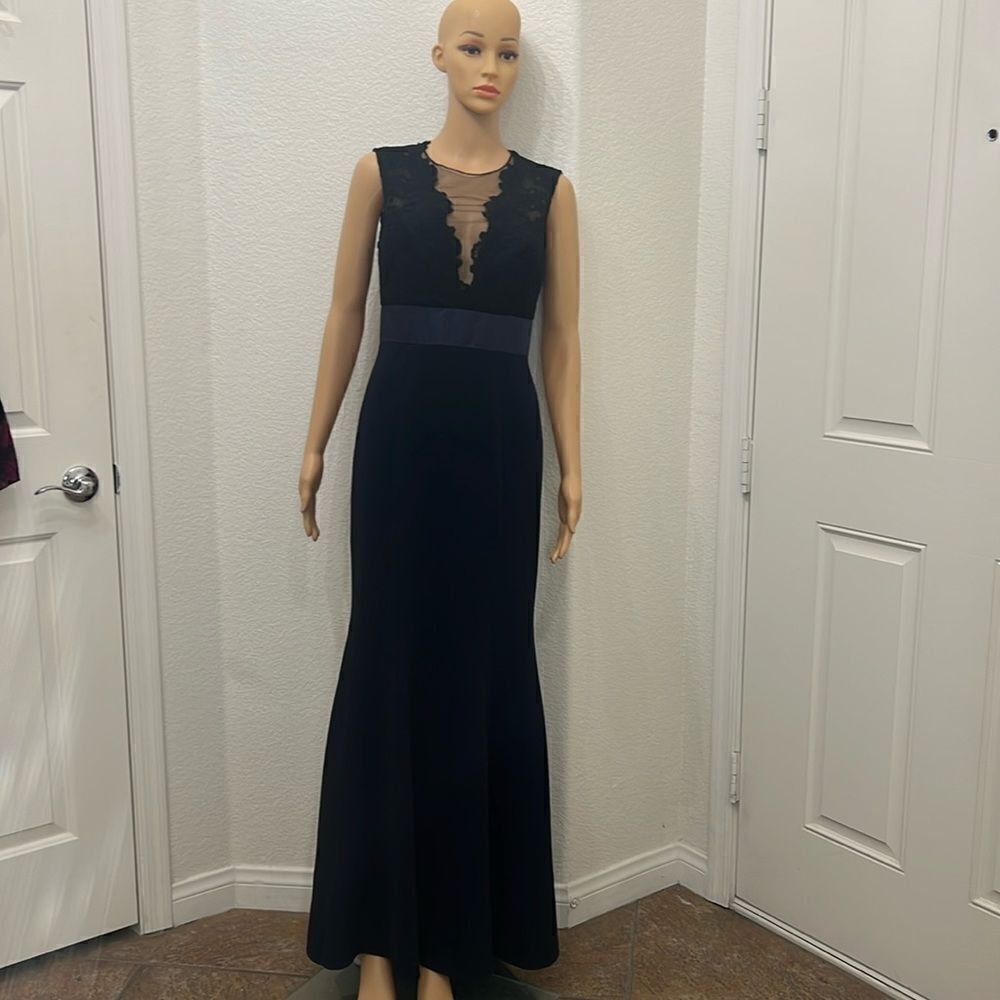 Theia Woman’s Dress Black Sheer Mesh Lace V Neck Navy Waist Band Maxi Formal